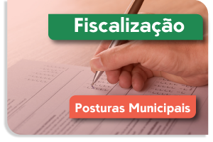 Uma mão aparece com uma caneta escrevendo em um papel